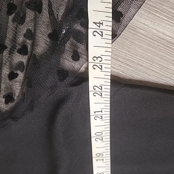 NEW Lace Sleeve Sexy Black Dress Size 2x 🖤 - Picture 5 of 6